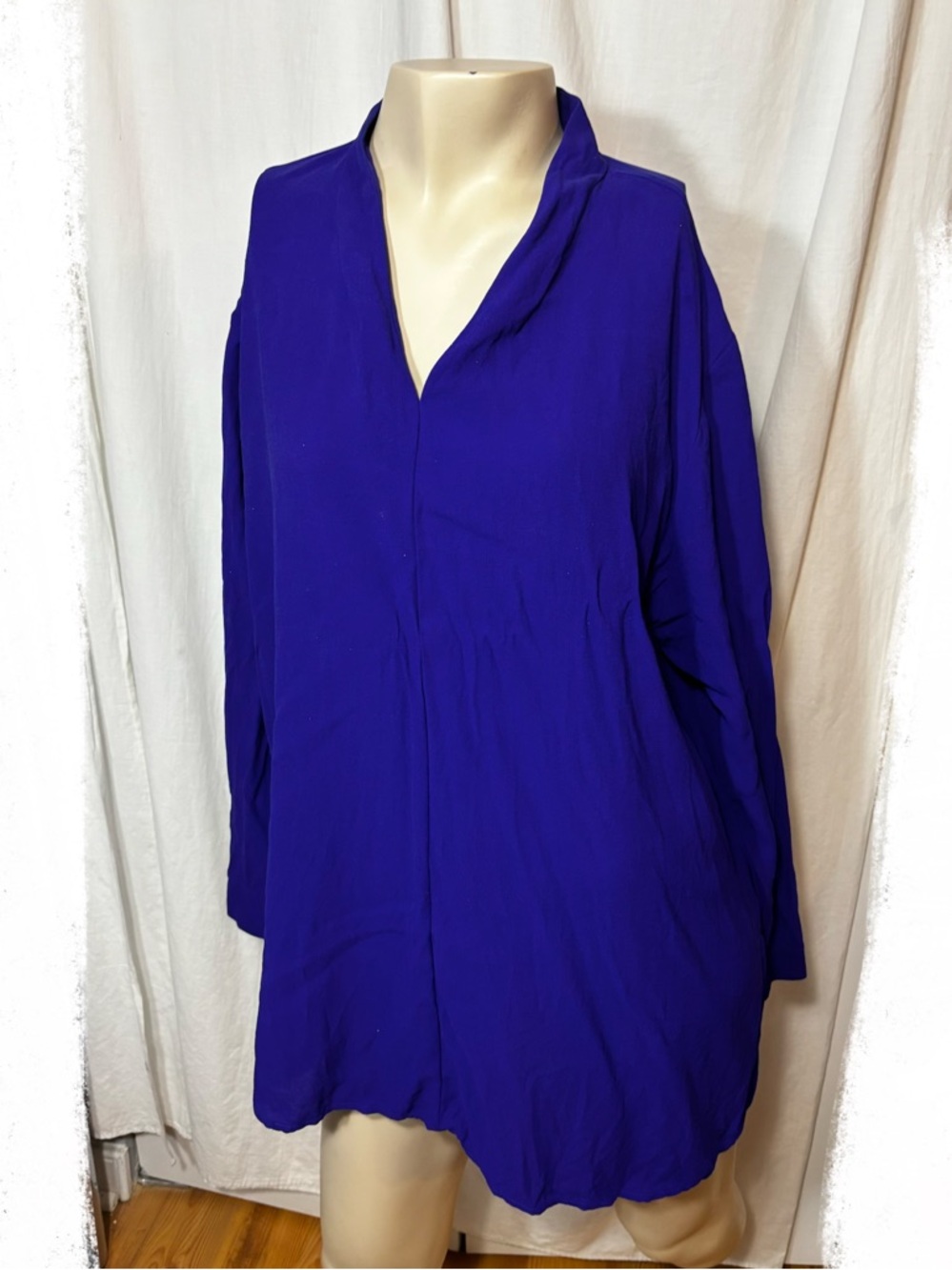 Eileen Fisher large 100% silk purple long sleeve top